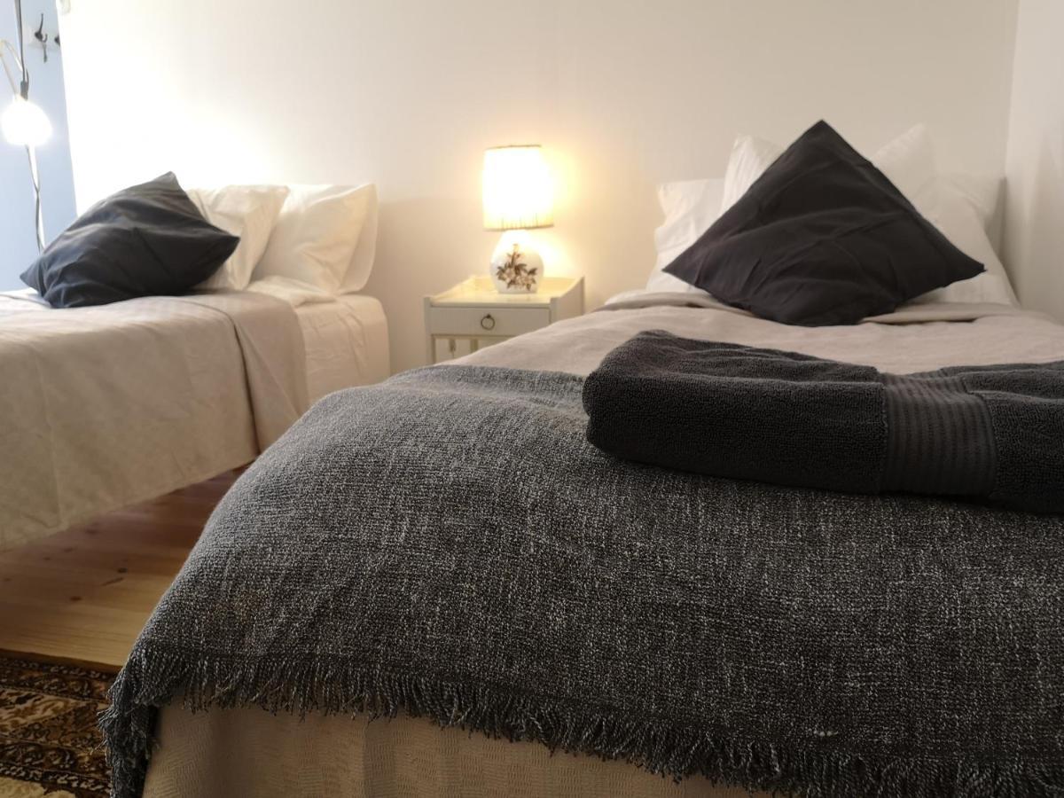 Stockholm B&B Cottage Нака Экстерьер фото