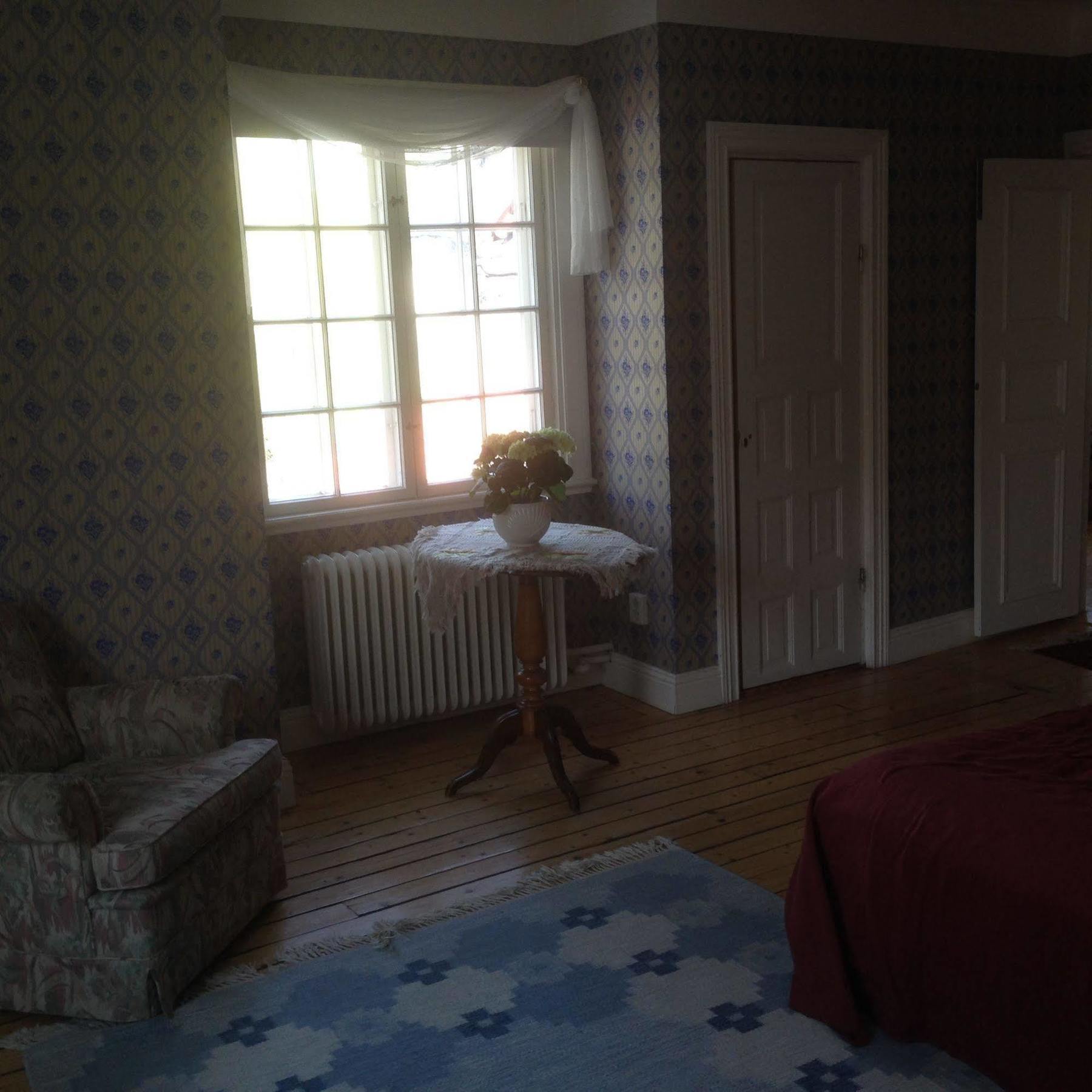 Stockholm B&B Cottage Нака Экстерьер фото