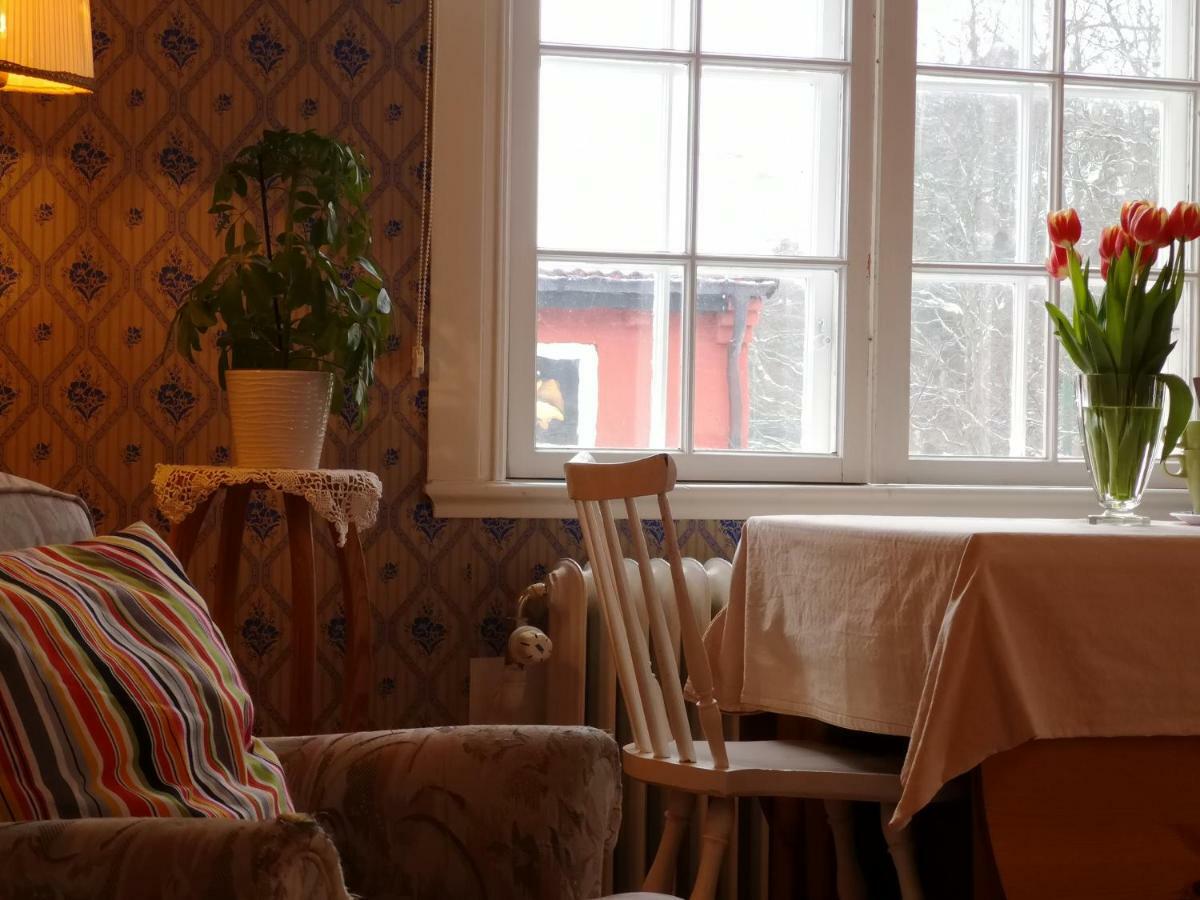 Stockholm B&B Cottage Нака Экстерьер фото